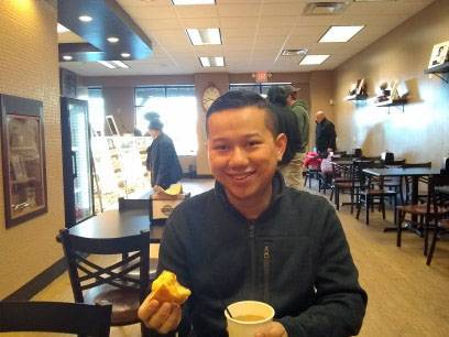 Chit at Donut Conspiracy (Grandville)